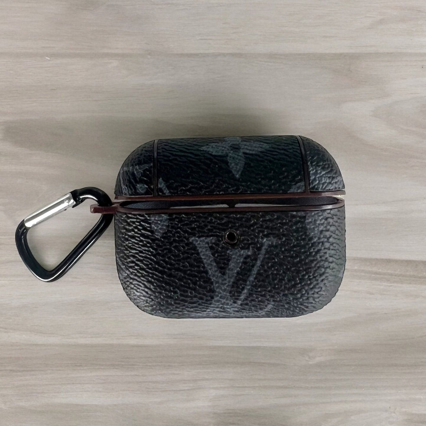 LV LARGE MONOGRAM AIRPOD PRO CASE