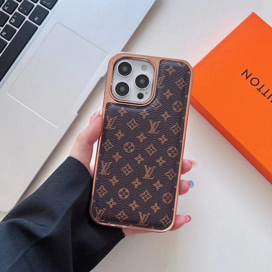 LOUIS VUITTON CLASSIC PRINTED PHONE CASE FOR iPHONE