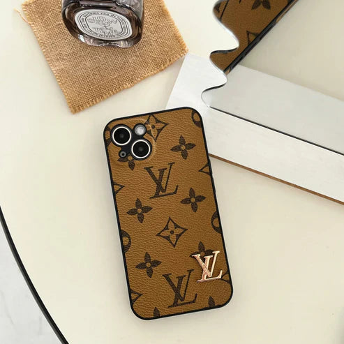 TRADITIONAL LOVE PHONE CASE WITH CAMERA PROTECTION